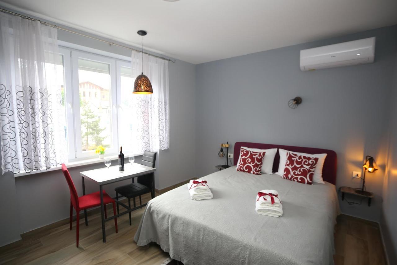 Romantica Apartments SJJ Buitenkant foto